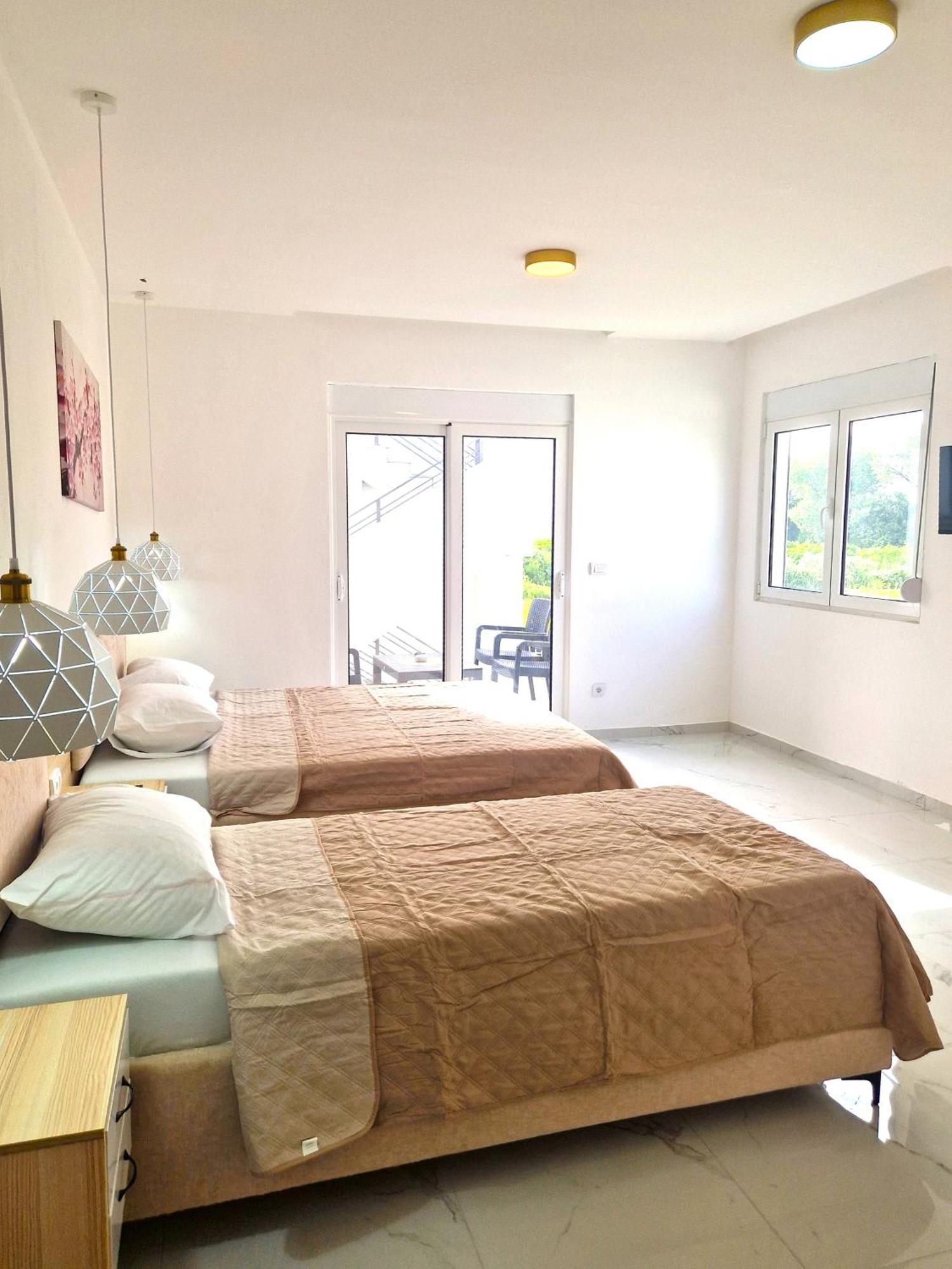 Ivana Apartments Ulcinj Exterior photo